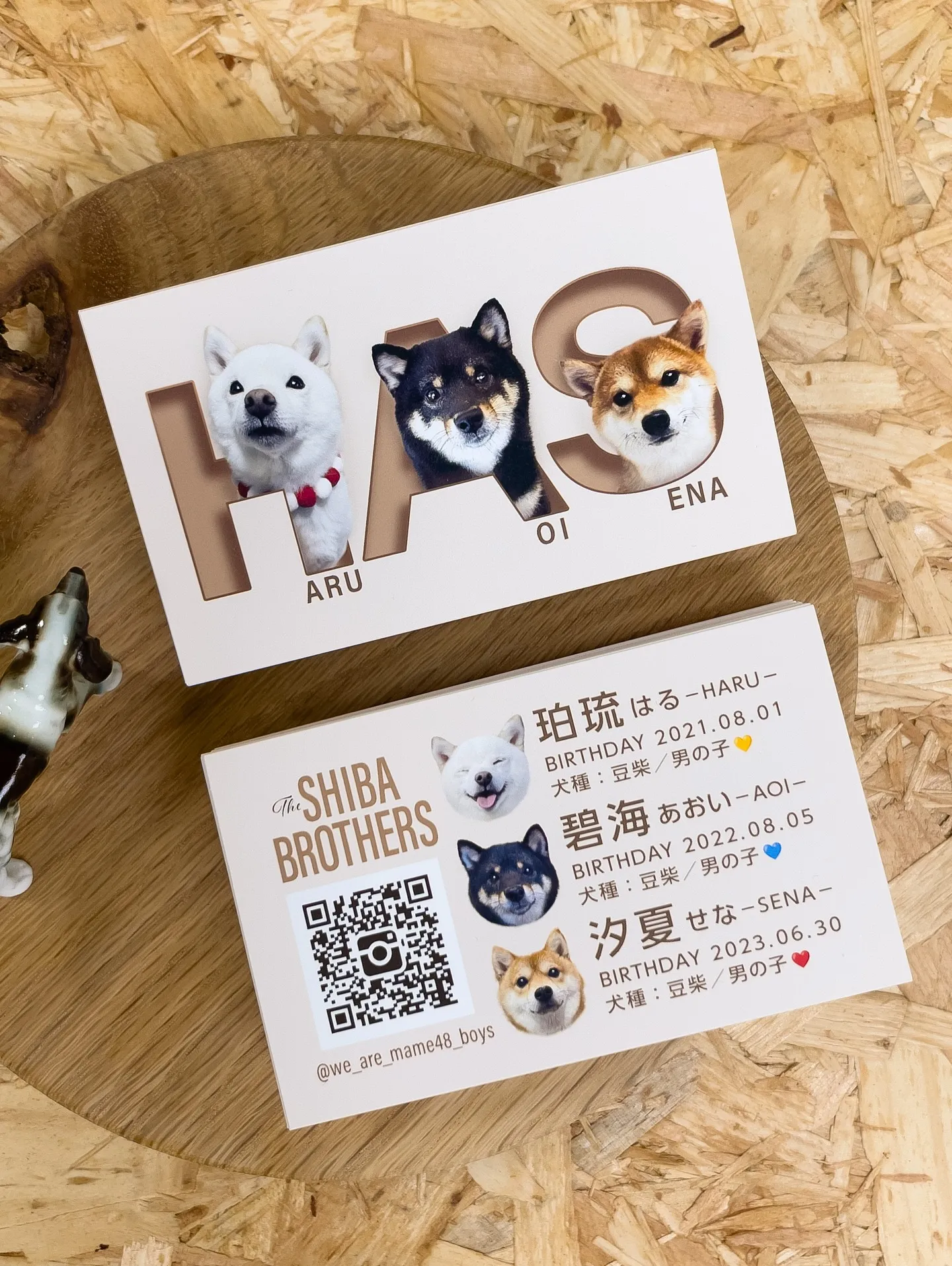 【うちの子名刺／アルファベットART／3頭デザイン】