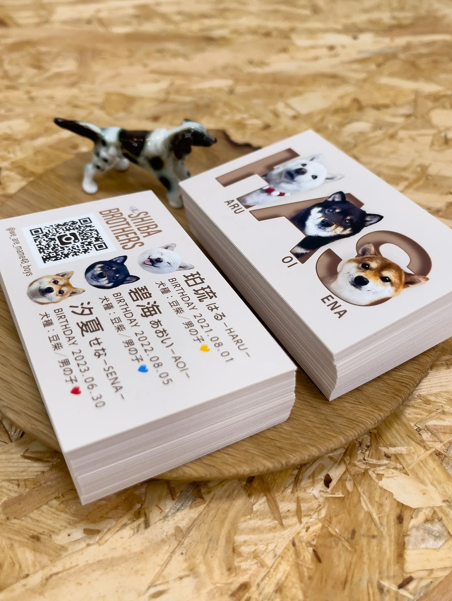 【うちの子名刺／アルファベットART／3頭デザイン】