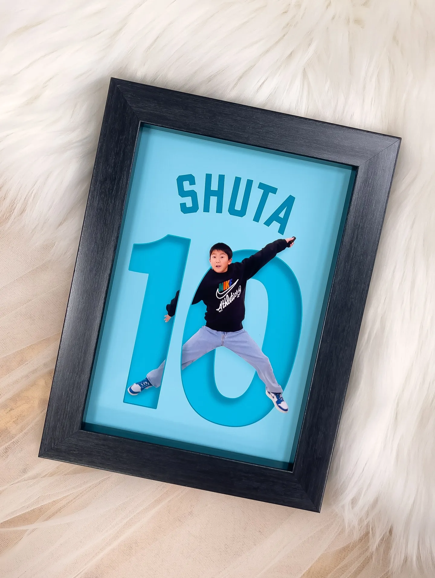 【ナンバーARTポスター／2L額縁／1人デザイン】