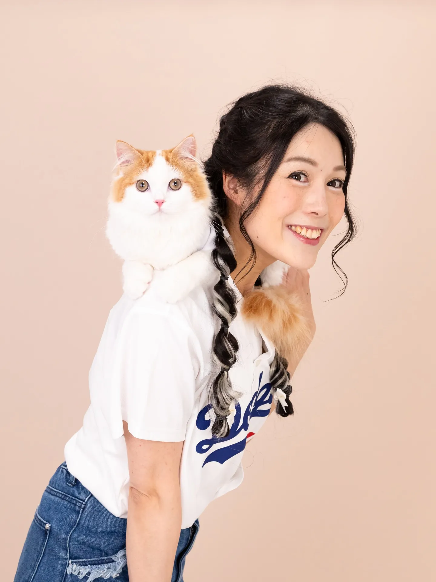 【BEIGE Backdrop Photoshoot -Wi...