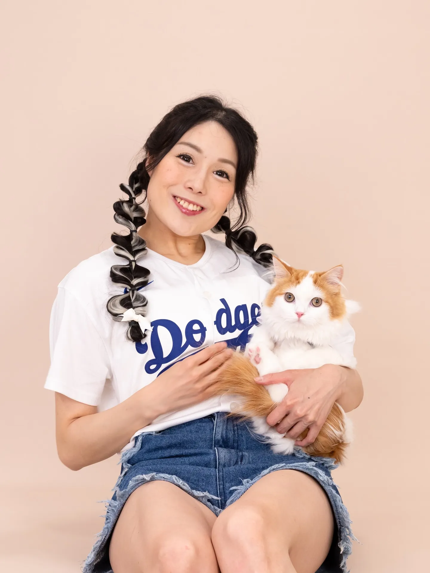 【BEIGE Backdrop Photoshoot -Wi...