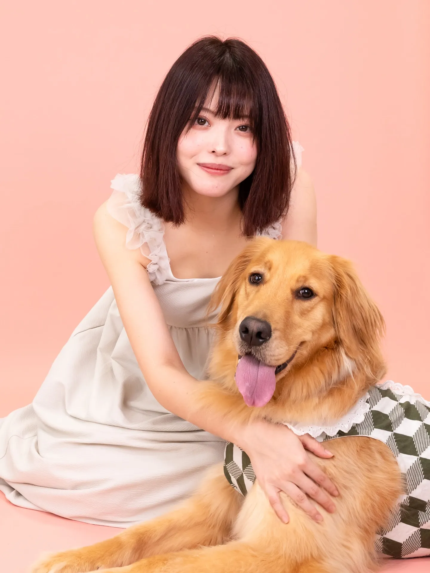 【PINK Backdrop Photoshoot -Sol...