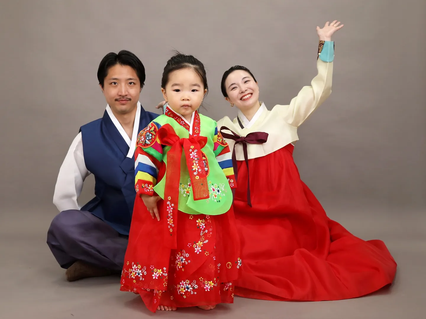 【GRAY Backdrop Photoshoot -前撮り...