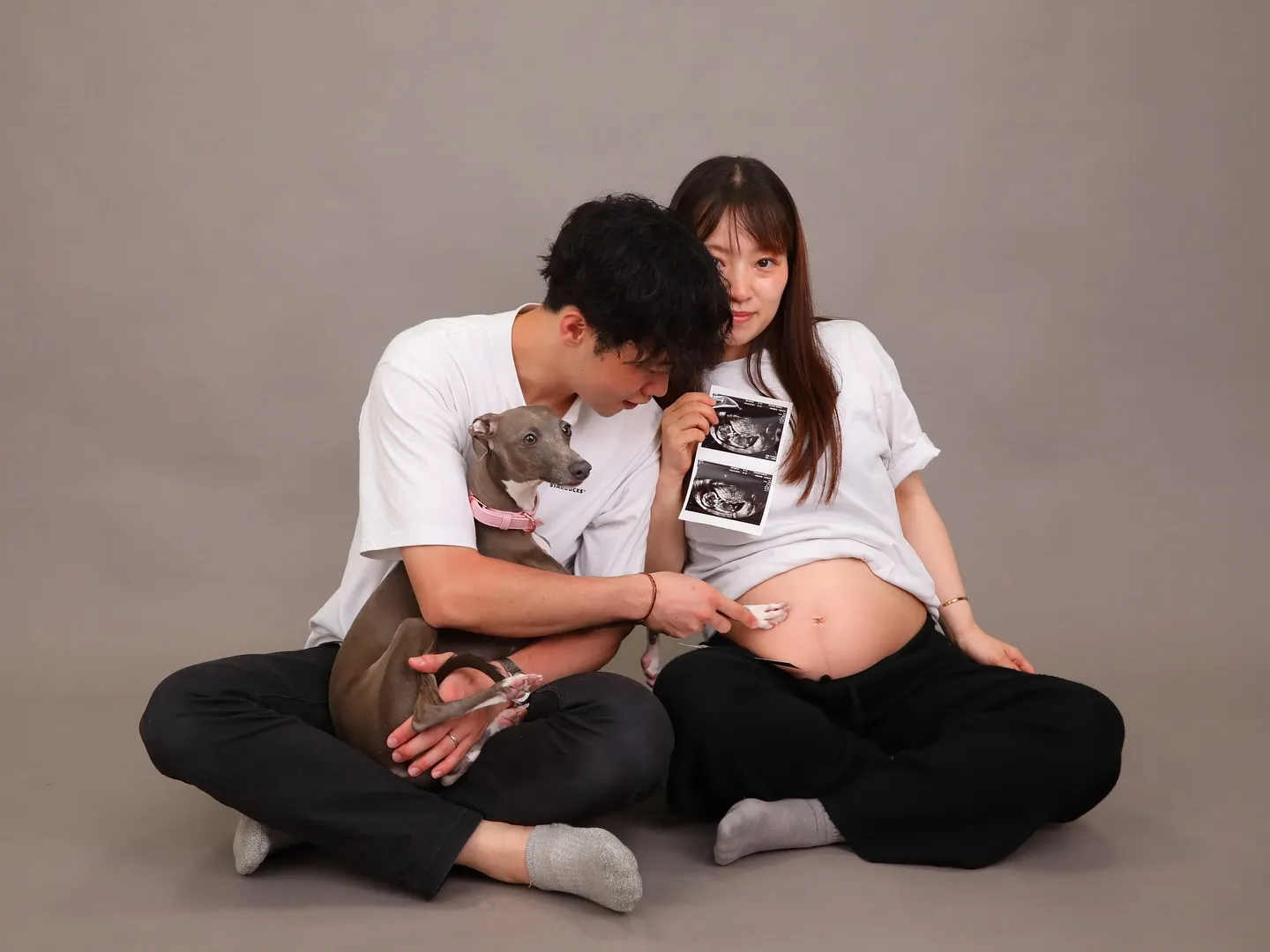 【GRAY Backdrop Photoshoot -マタニ...