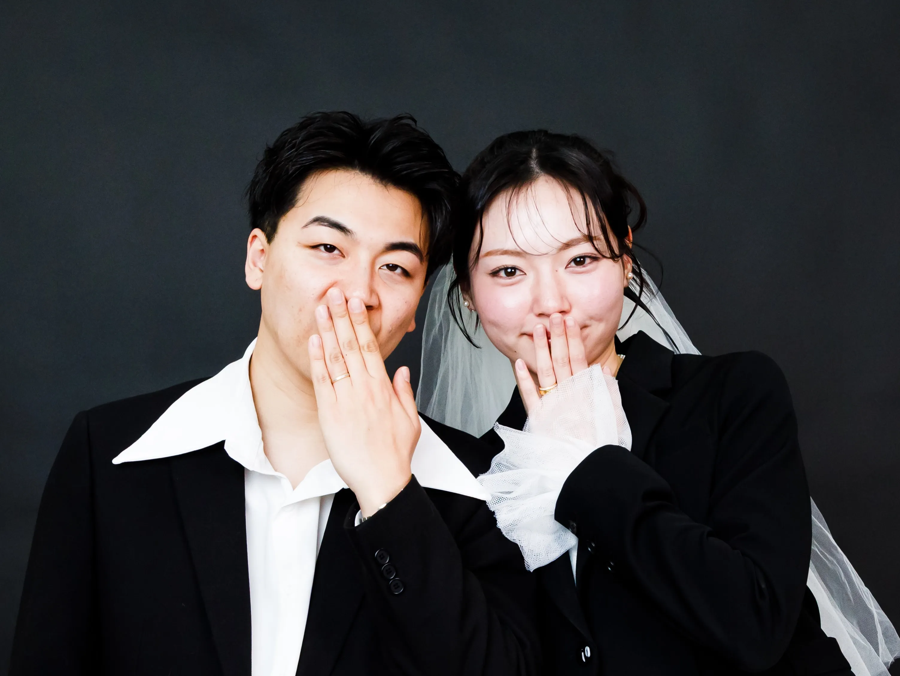 【結婚式💍前撮＆家族撮影 -ブラック背景-】